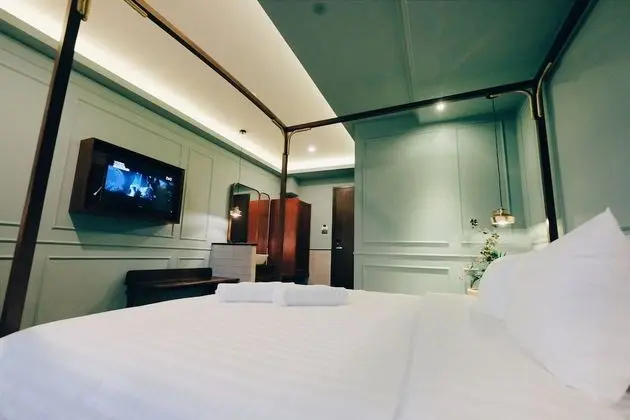 Deluxe Tek Büyük Yataklı Oda