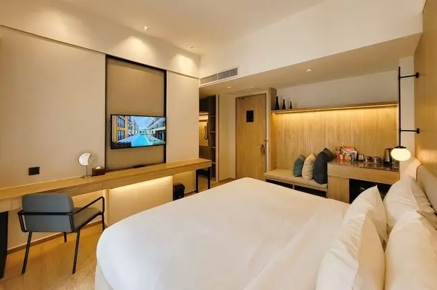 Deluxe Oda, 1 En Büyük (King) Boy Yatak, Balkon