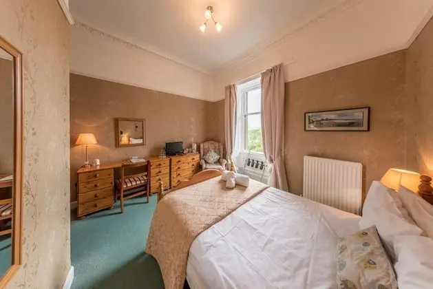 Classic Tek Büyük Yataklı Oda, Kısmi Deniz Manzaralı