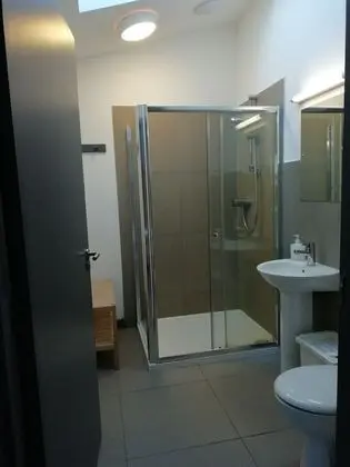 Ortak Ranzalı Oda, Karma Ranzalı Oda