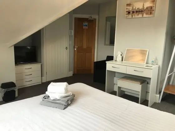 Luxury Tek Büyük Yataklı Oda, Banyolu/Duşlu