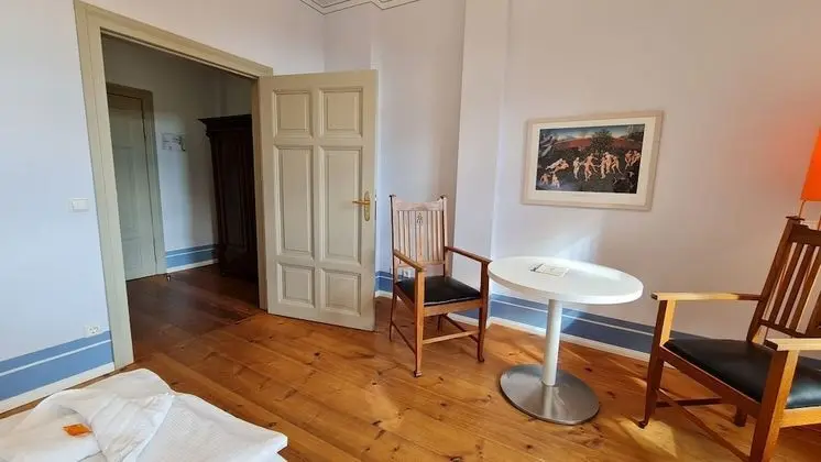 Classic Tek Büyük Yataklı Oda