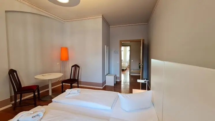 Grand Oda, Sigara İçilmez, Avlu Manzaralı