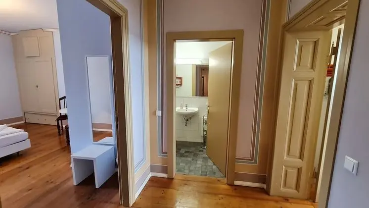 Grand Oda, Sigara İçilmez, Avlu Manzaralı