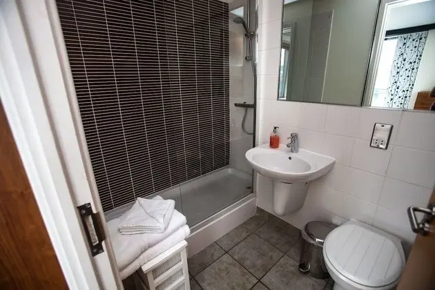Apart Daire, 2 Yatak Odası, Mutfak