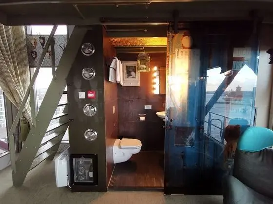 Design Suite, Tower (Free Spirit)