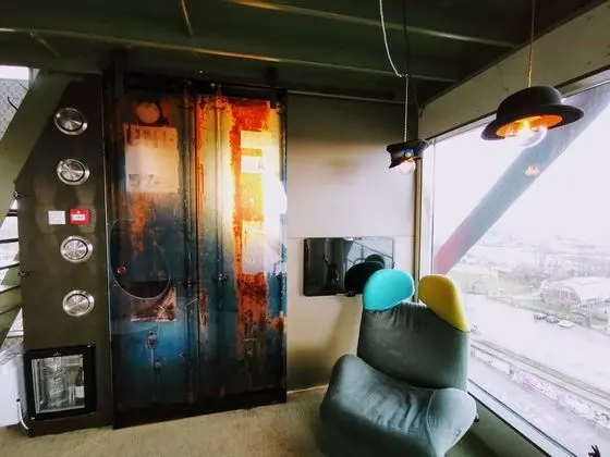 Design Suite, Tower (Free Spirit)