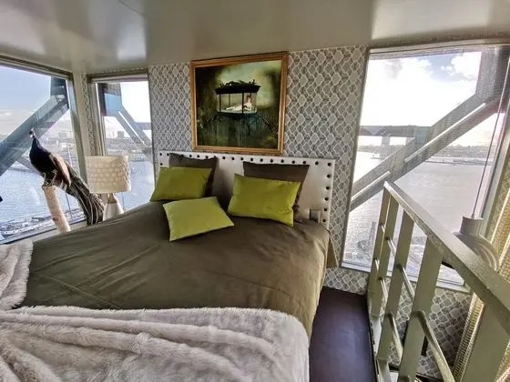 Design Suite, Tower (Free Spirit)