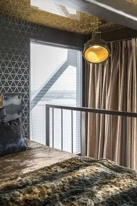 Design Suite, Tower (Mystique)