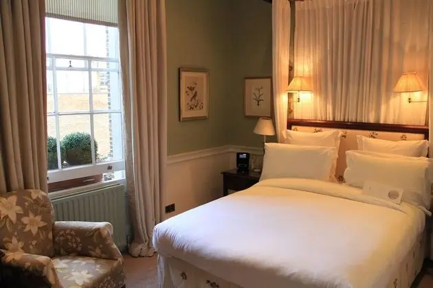 Superior Tek Büyük Yataklı Oda