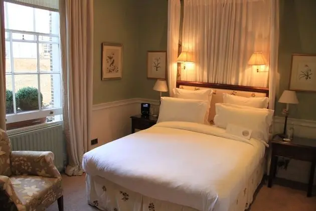 Superior Tek Büyük Yataklı Oda