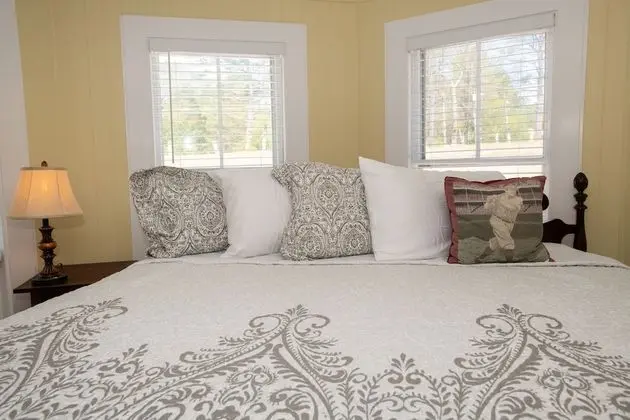 The Babe Ruth Room, 1 King Bed - Adults Only