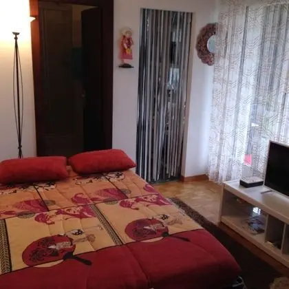 Standard Stüdyo, Havuz Kullanımı, Bahçe Manzaralı