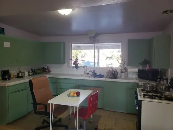 Room, 1 Bedroom - Shared Bath