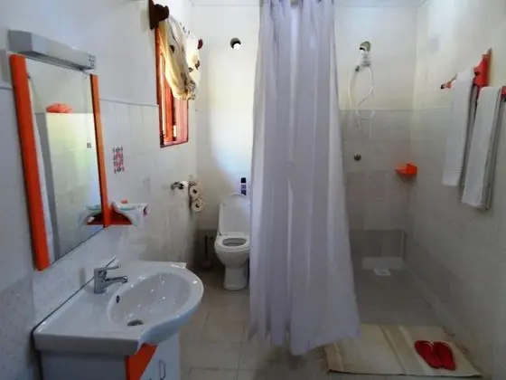 İki Ayrı Yataklı Oda, Göl Manzaralı