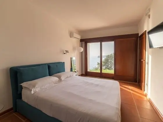 Deluxe Tek Büyük Yataklı Oda, Plaj Manzaralı (Turchese)