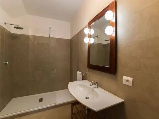 Deluxe Tek Büyük Yataklı Oda, Plaj Manzaralı (Turchese)