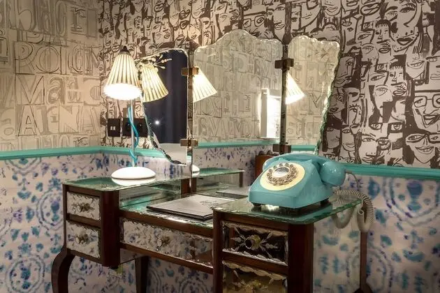 Superior Tek Büyük Yataklı Oda (Cosmopolite)