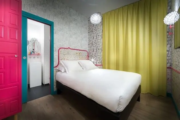 Tek Kişilik Oda (Singuliere)