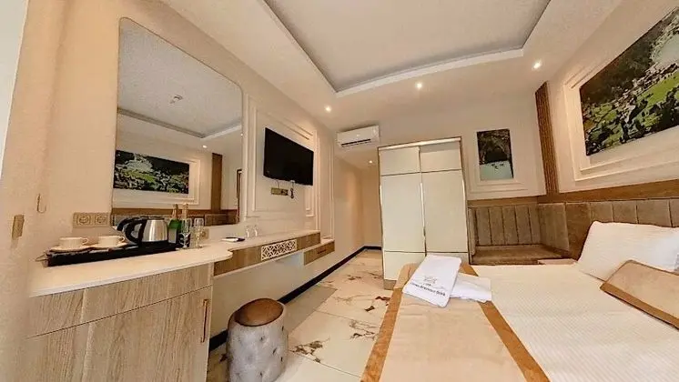 Standard Luxury Oda