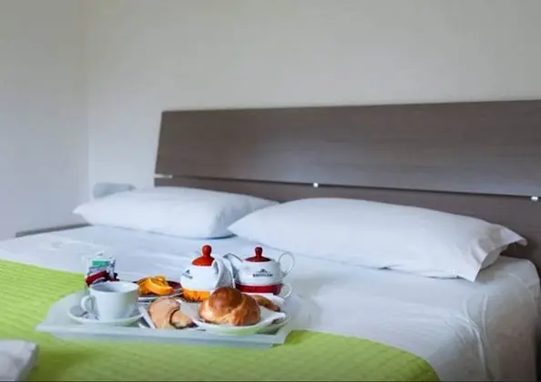 Basic Üç Kişilik Oda, Buzdolabı