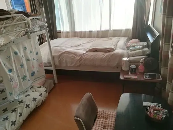 Ortak Ranzalı Oda, Sadece kadınlar için