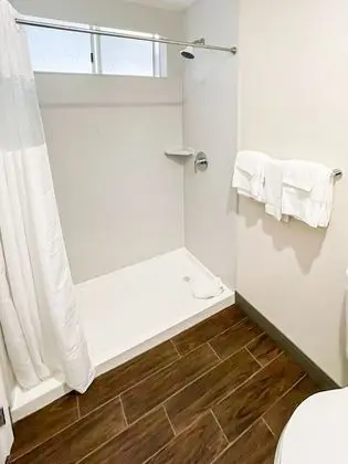 Deluxe Oda, 1 En Büyük (King) Boy Yatak, Balkon, Bahçe Manzaralı