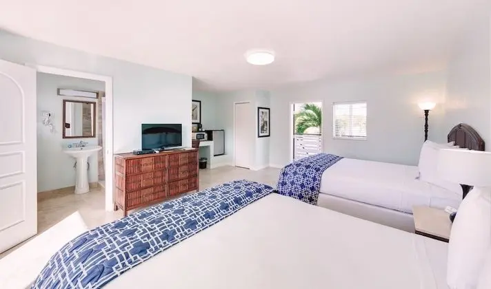 Two Queen Beds Water View