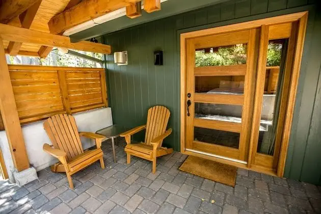 Amber Suite