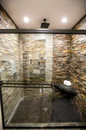 Amber Suite