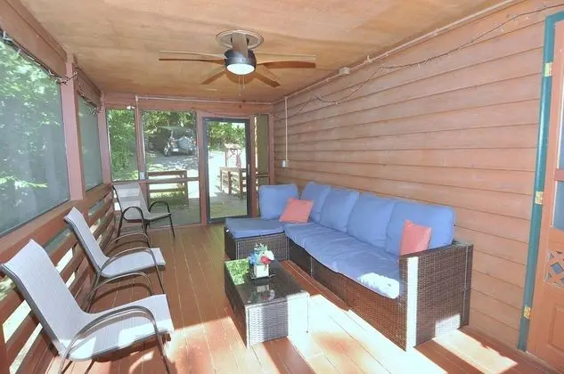 Ev, Birden Çok Yatak (Creekview Cabin)