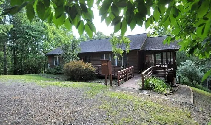 Ev, Birden Çok Yatak (Creekview Cabin)