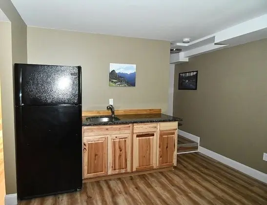 Ev, Birden Çok Yatak (Creekview Cabin)