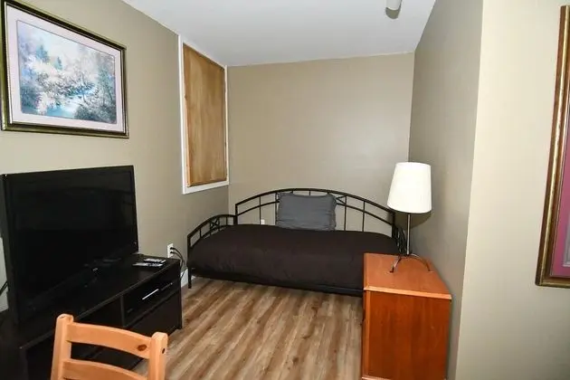 Ev, Birden Çok Yatak (Creekview Cabin)