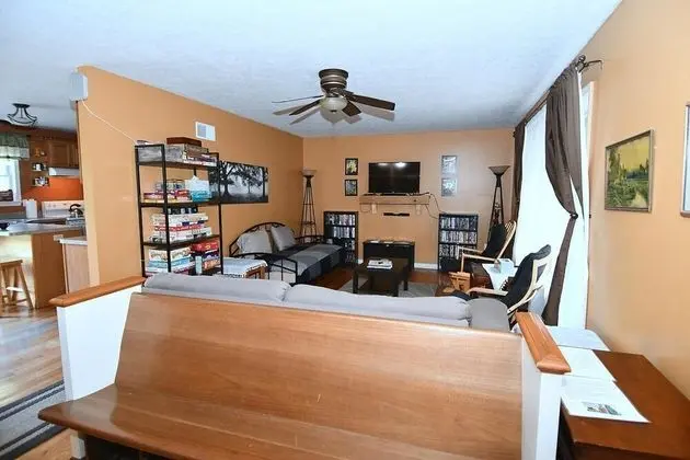 Ev, Birden Çok Yatak (Creekview Cabin)