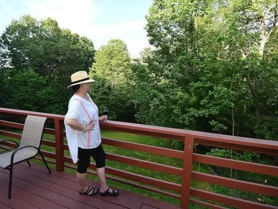 Ev, Birden Çok Yatak (Creekview Cabin)