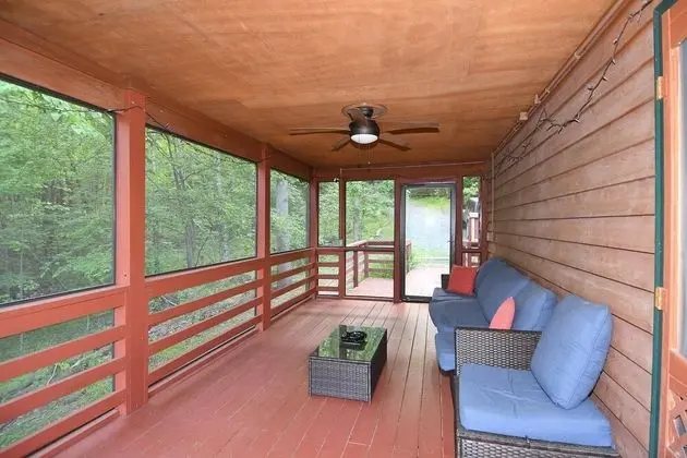 Ev, Birden Çok Yatak (Creekview Cabin)