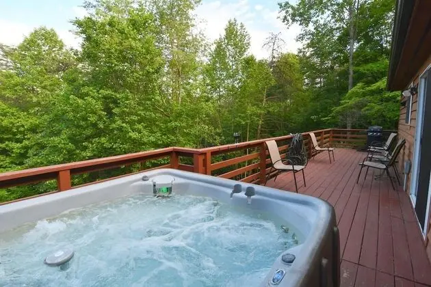 Ev, Birden Çok Yatak (Creekview Cabin)