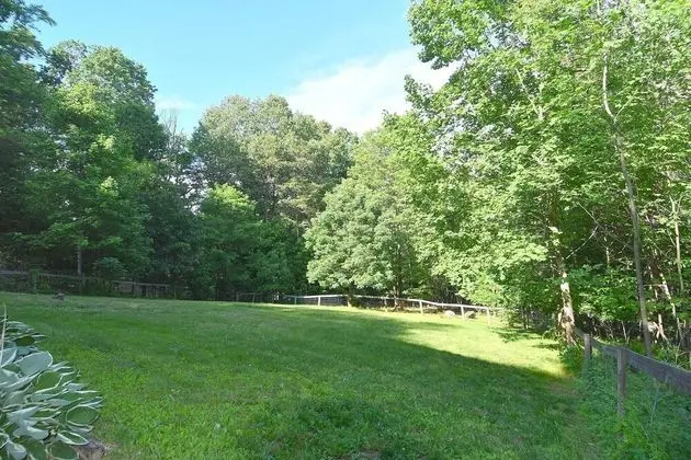 Ev, Birden Çok Yatak (Creekview Cabin)