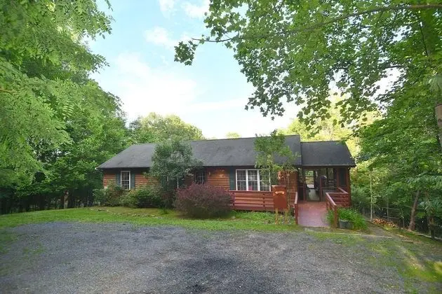 Ev, Birden Çok Yatak (Creekview Cabin)