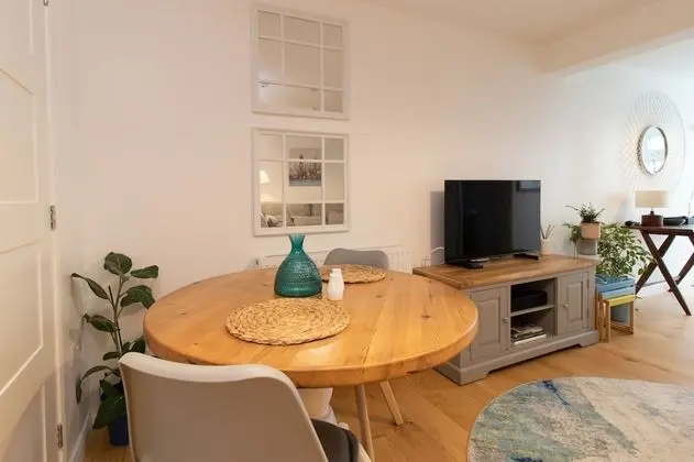Standard Apart Daire, Engellilere Uygun, Banyolu/Duşlu (Haygate)