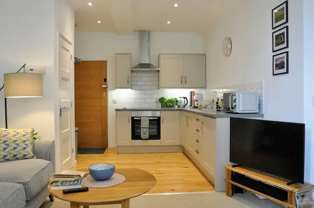 Standard Apart Daire, Engellilere Uygun, Banyolu/Duşlu (Limekiln)