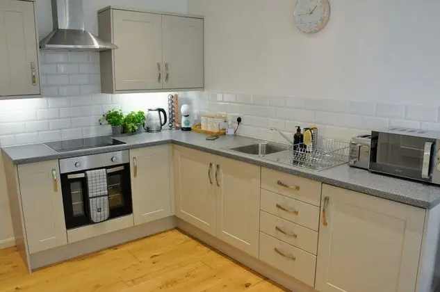 Standard Apart Daire, Engellilere Uygun, Banyolu/Duşlu (Limekiln)