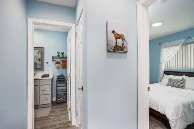 Ev (Crescent House of Sarasota)