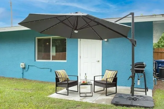 Ev (Crescent House of Sarasota)