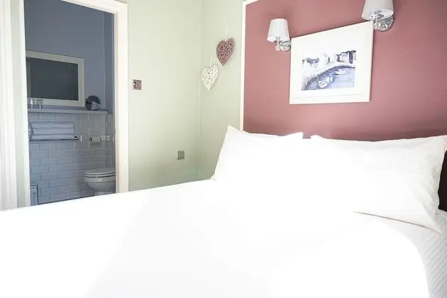 Superior Üç Kişilik Oda, Banyolu/Duşlu (Family Room)