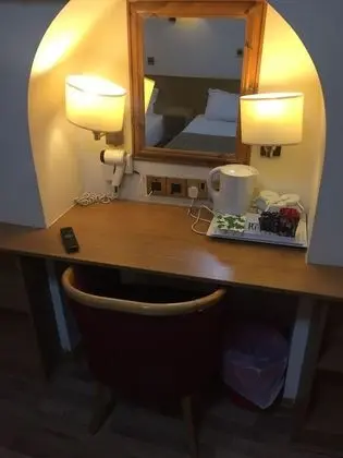 Üç Kişilik Oda, 3 Tek Kişilik Yatak