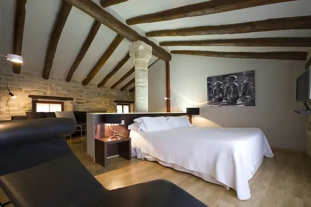 Süit, Dağ Manzaralı (Picual)