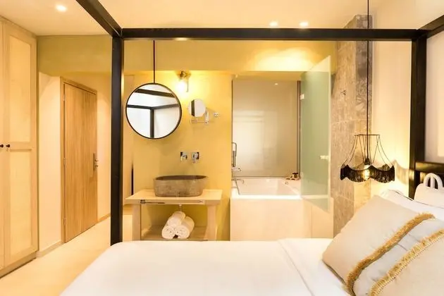Ground Floor Suite with Hot Tub