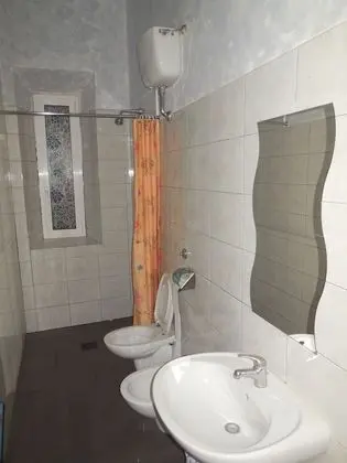 1 Posto Letto, Dormitorio Donne (Max 5 Persone)